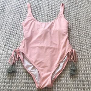Vince Camuto Peach one piece bathing suit